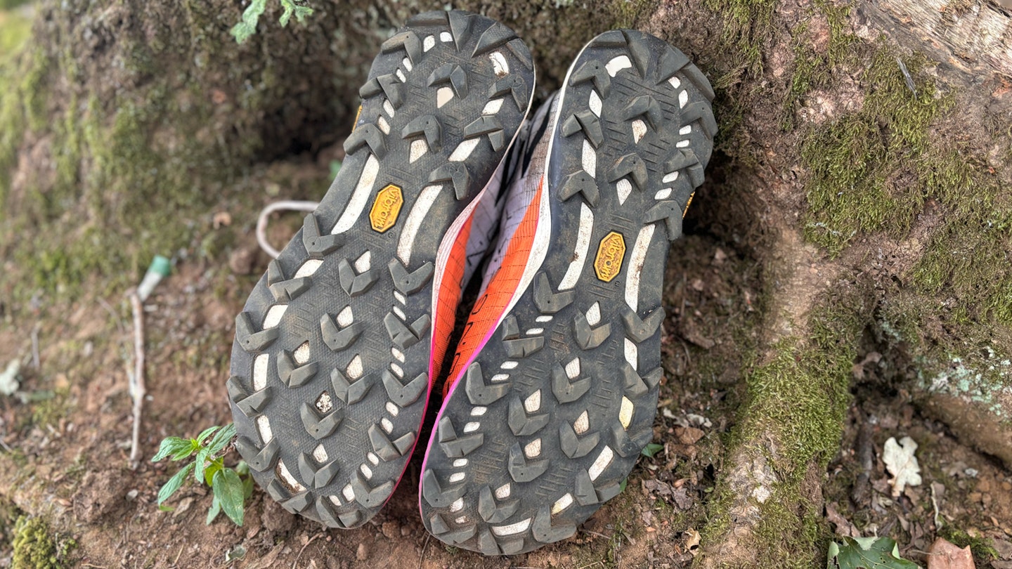 The vibram megagrip rubber outsole of the MTL longsky 2