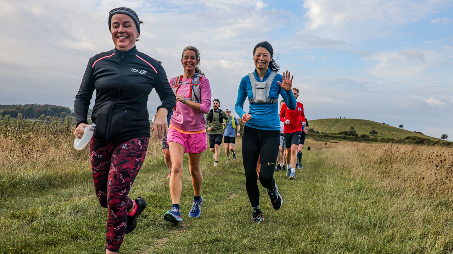 group of female trail runners