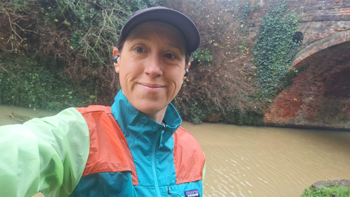 LFTO Gear tester Lily Canter wearing the Patagonia Houdini Stash running jacket