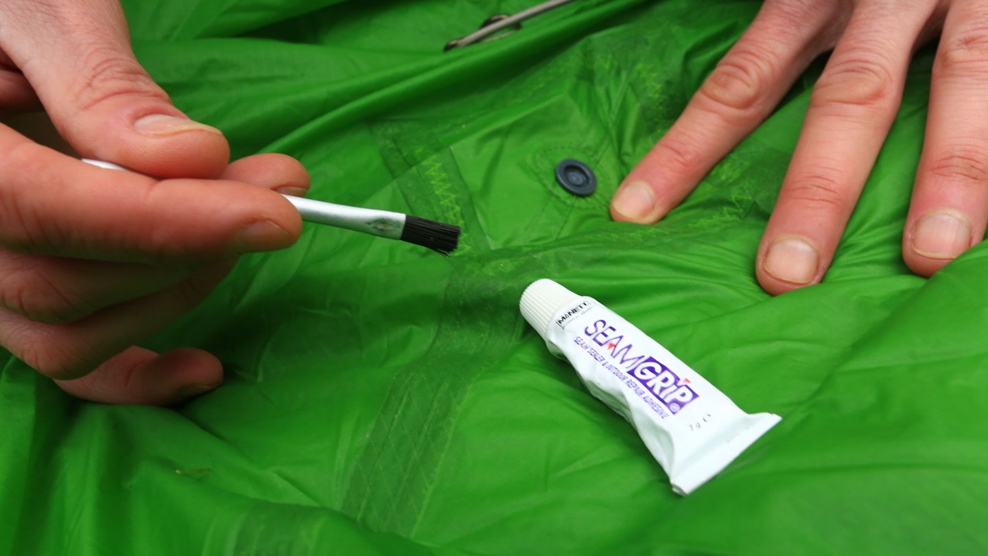 Sealing the seam of a tent