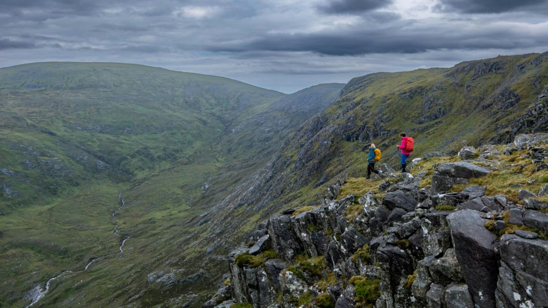 Isle of Harris on Gillaval Dubh looking into Glen Skeaudale Horseshoe