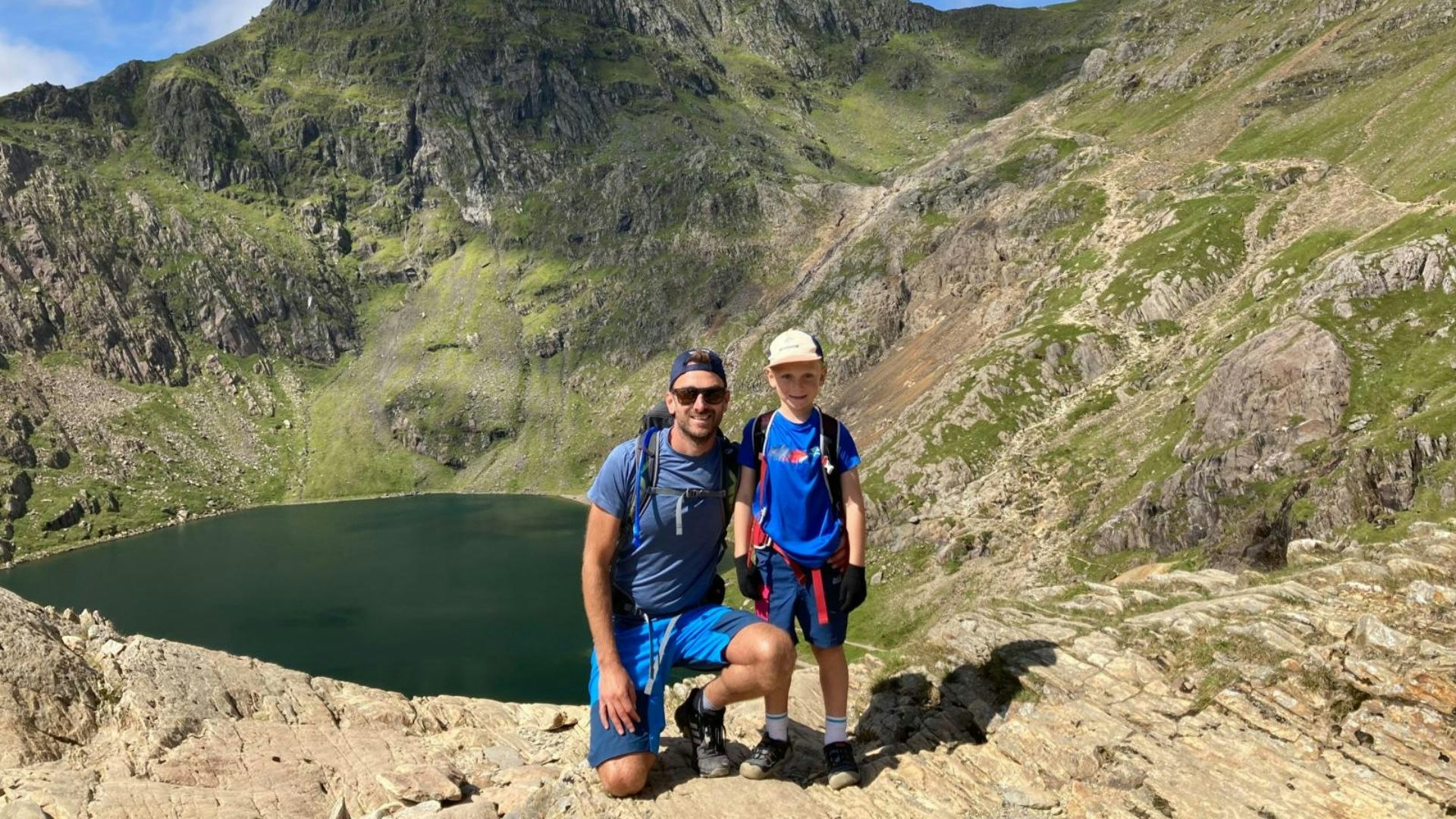 Hiking with kids on Snowdon