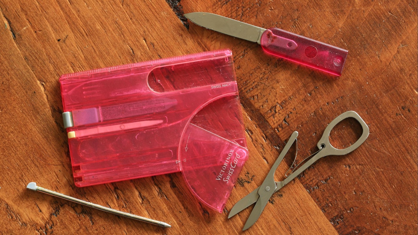 Compact sewing kit