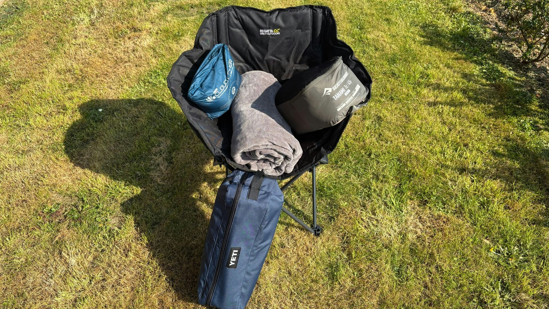 Types of camping blanket