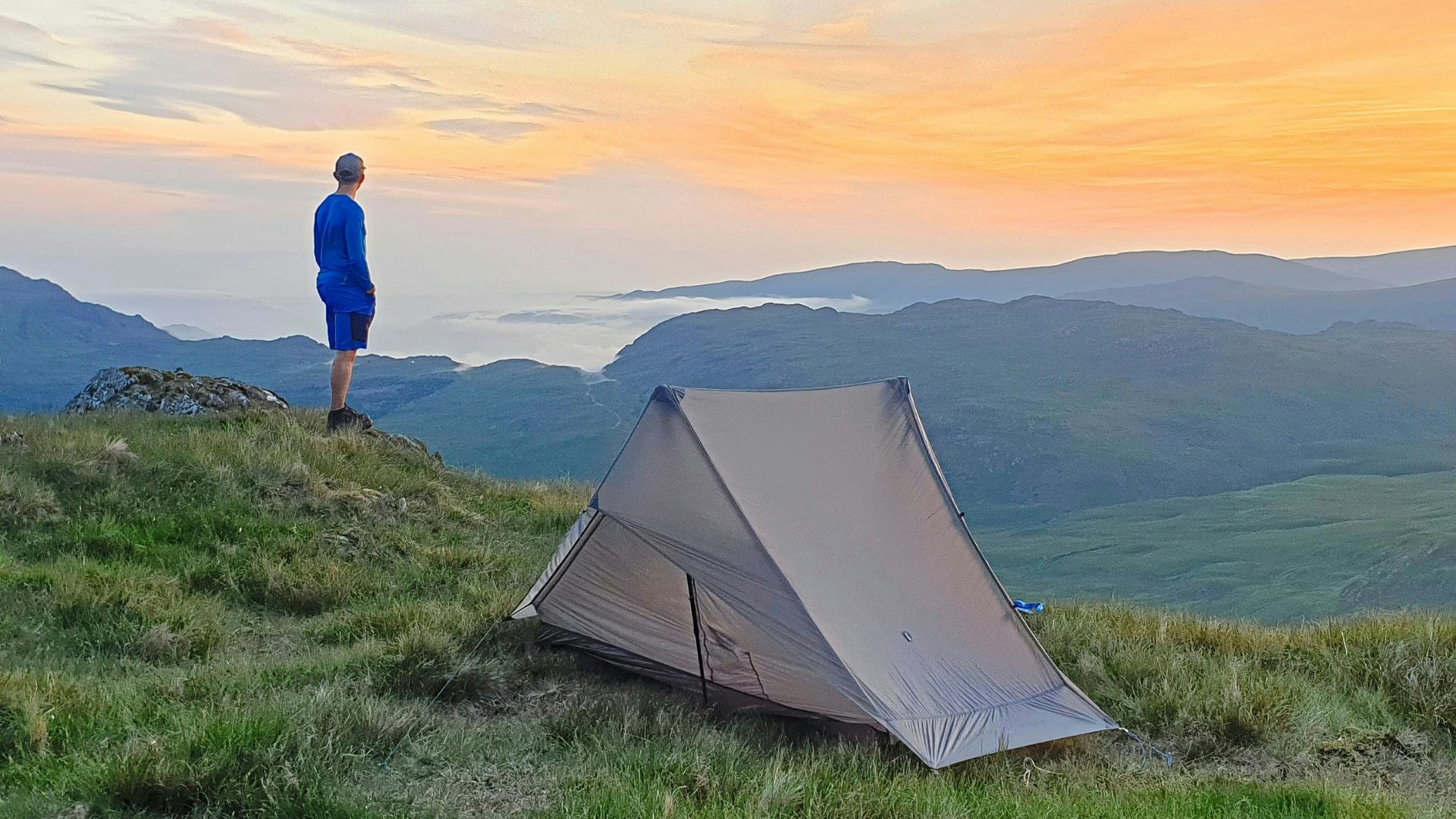 Solo backpacking tents