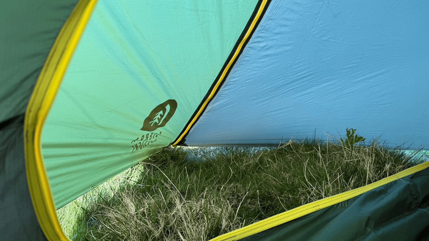 Sierra Designs Meteor Lite 3000