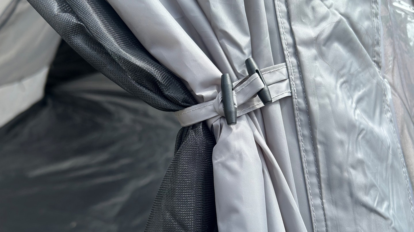 Hi-Gear Lavvu Airlite tent