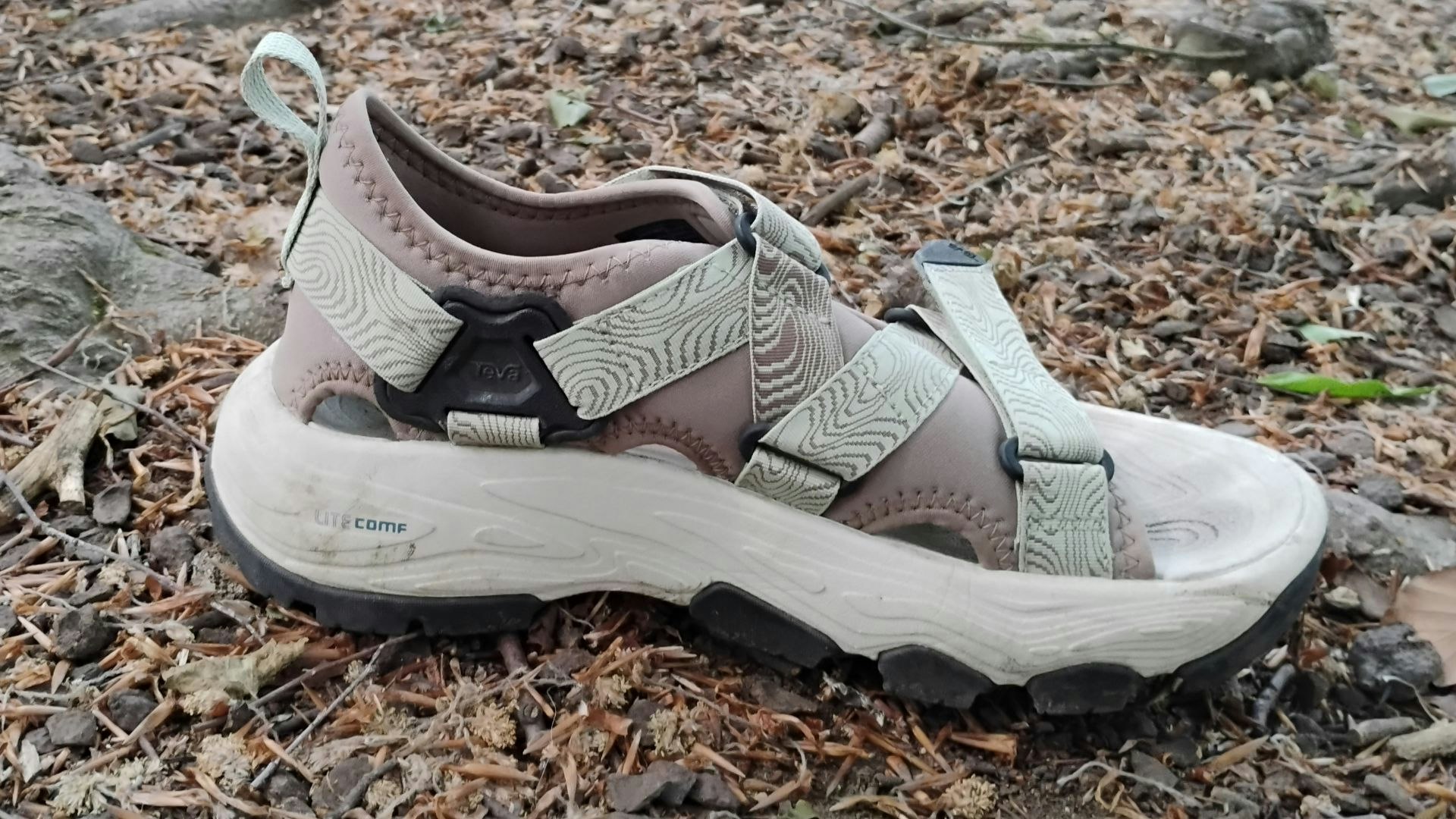 Teva Grandview Max Sandal