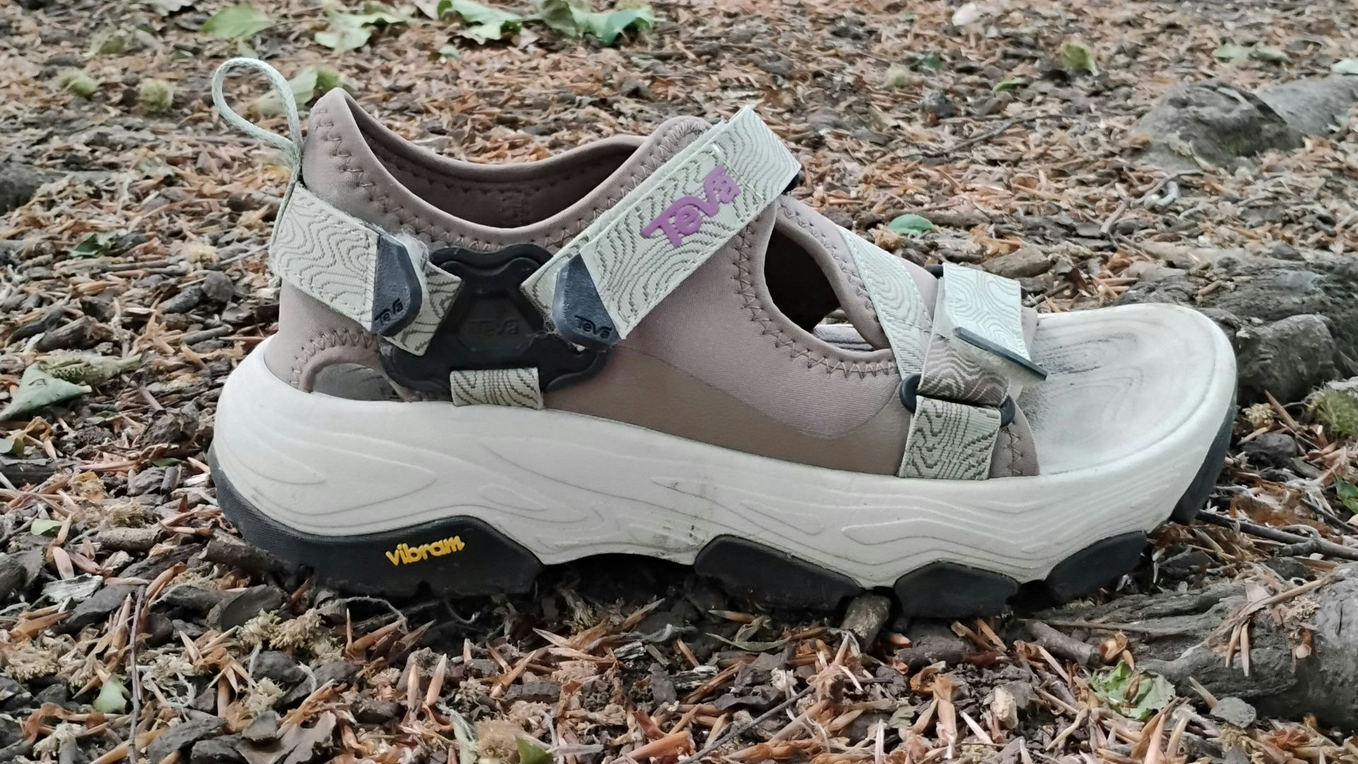 Teva Grandview Max Sandal