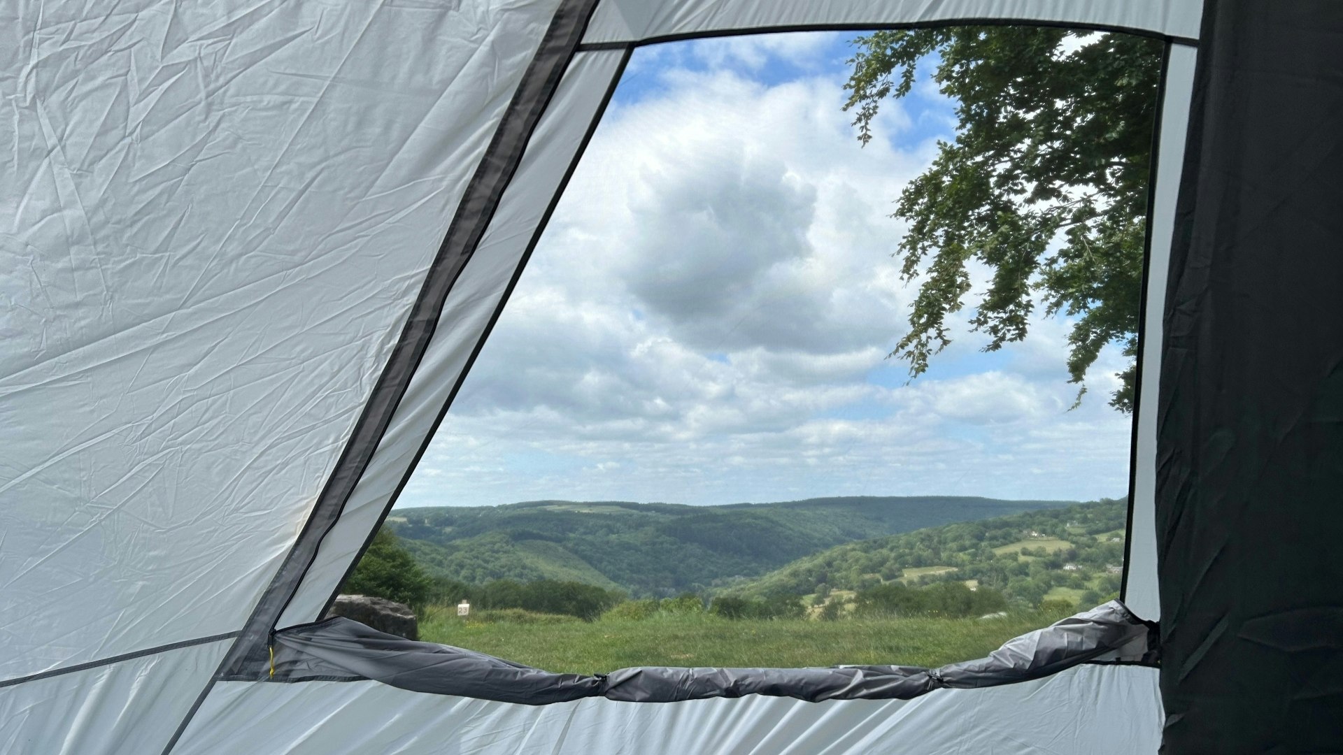 Hi-Gear Lavvu Airlite tent