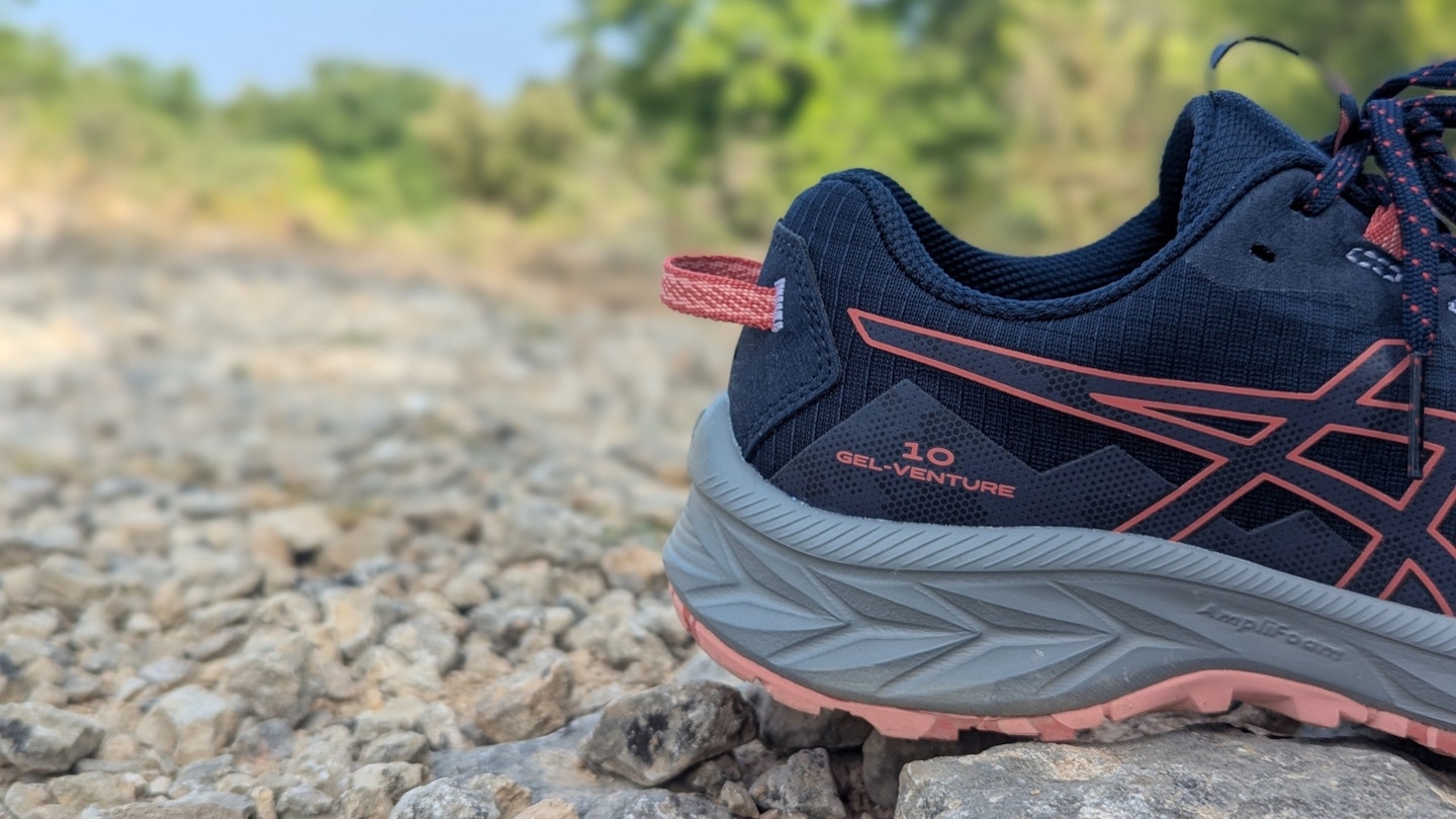 Asics Gel-Venture 10 road to trail running shoe