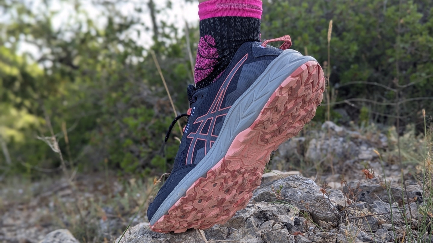 Asics Gel-Venture 10 road to trail running shoe