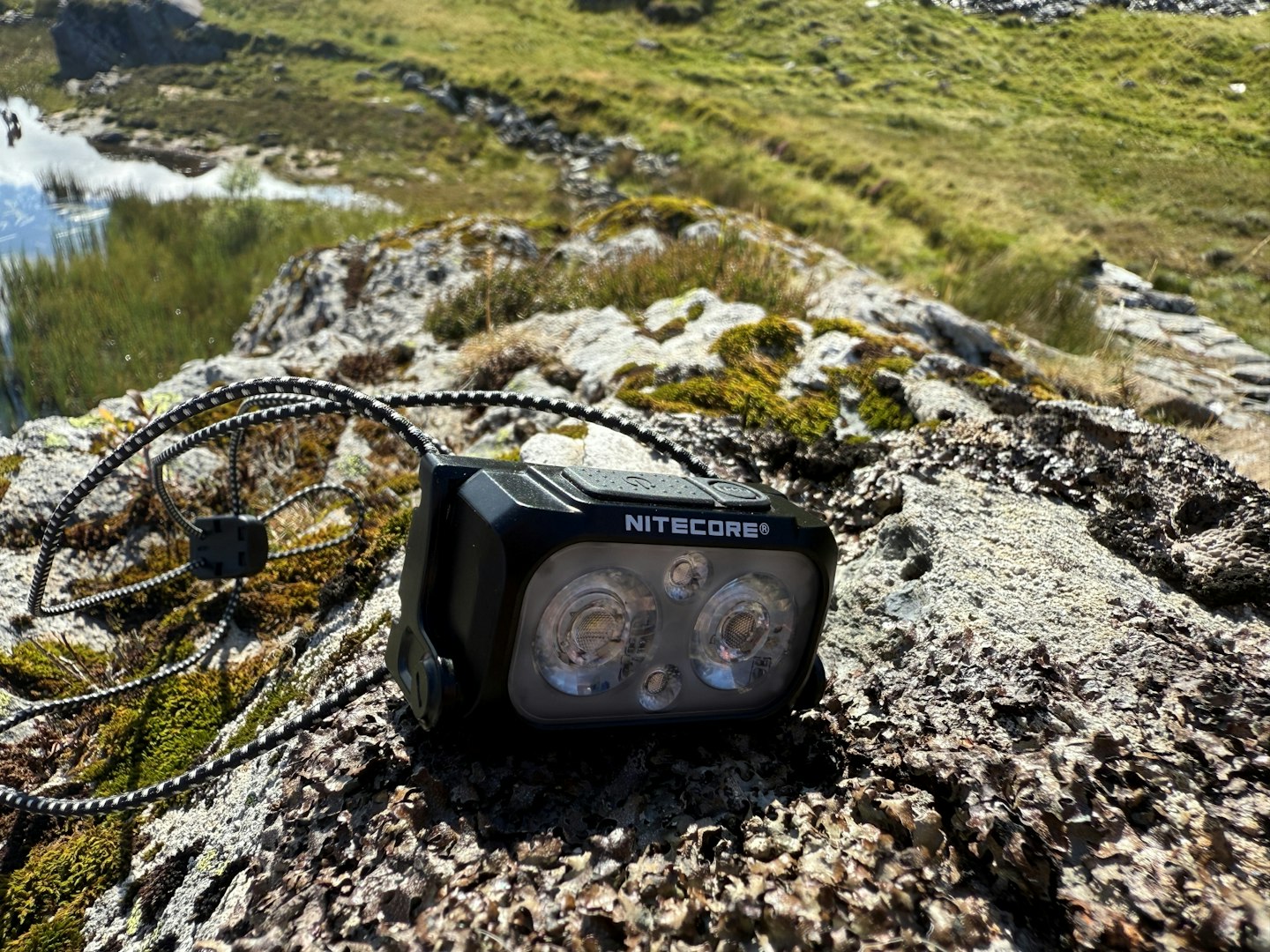 Nitecore NU25 MCT UL Head Torch