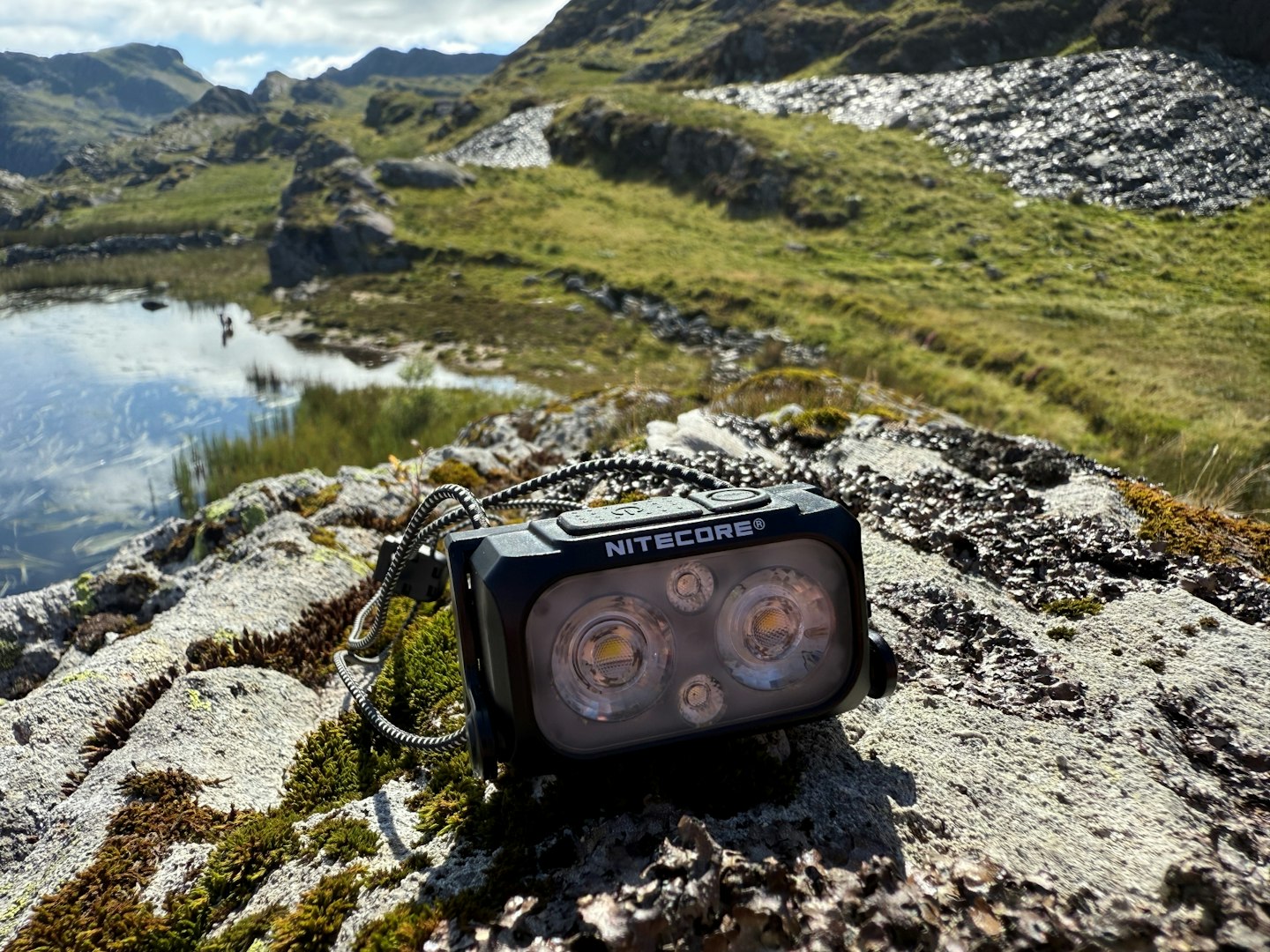 Nitecore NU25 MCT UL Head Torch