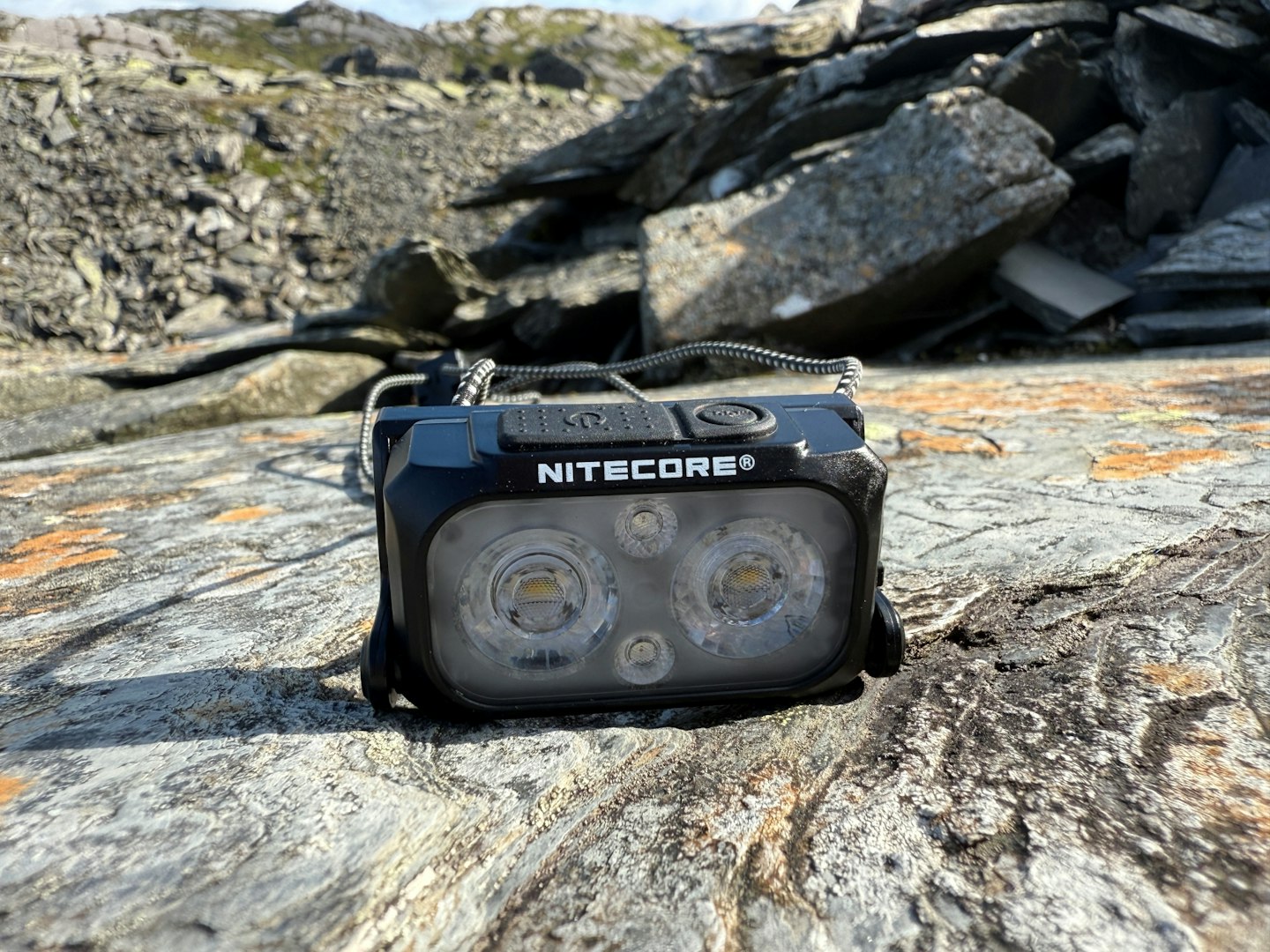 Nitecore NU25 MCT UL Head Torch