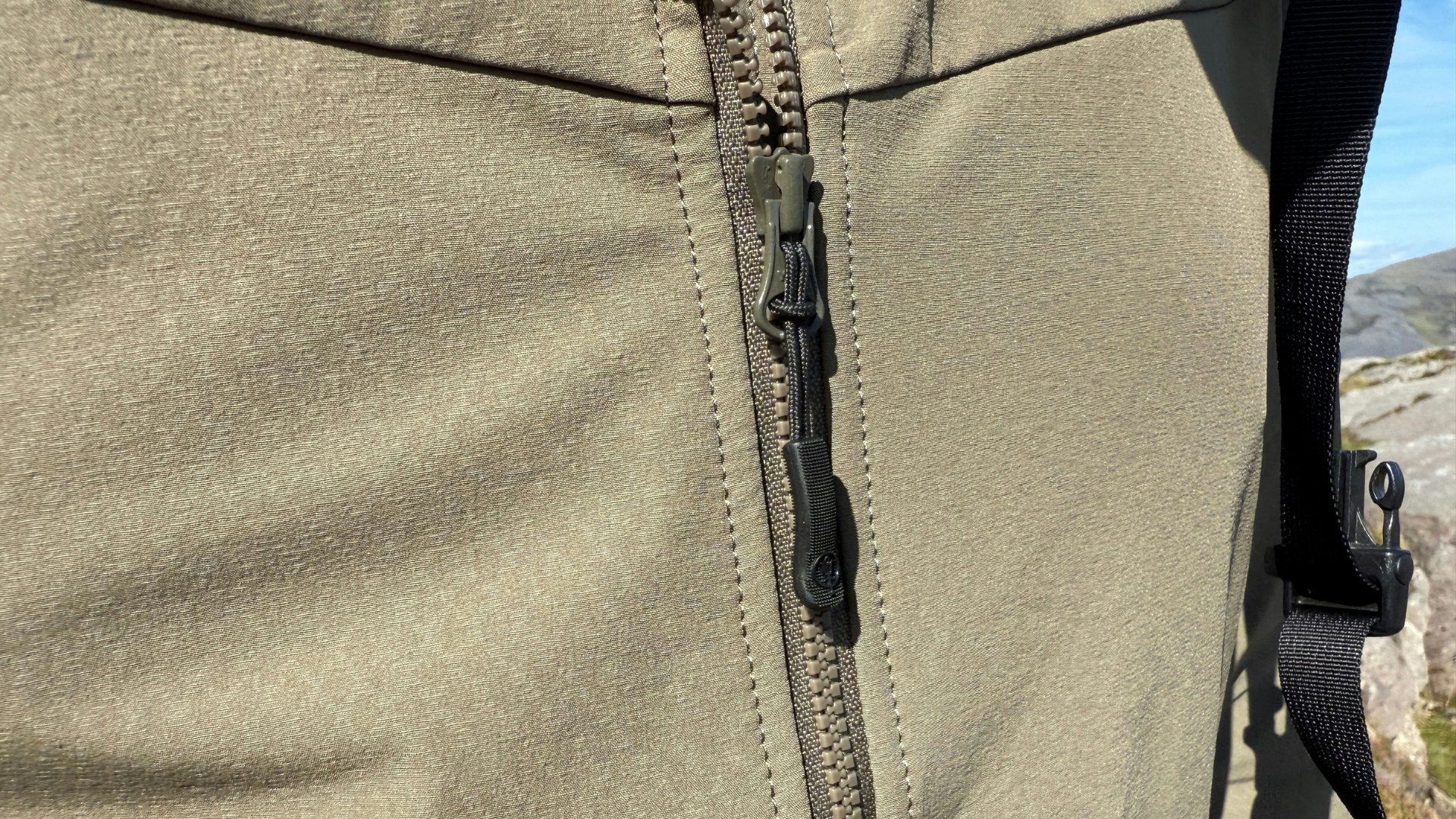 Thrudark Veles softshell jacket
