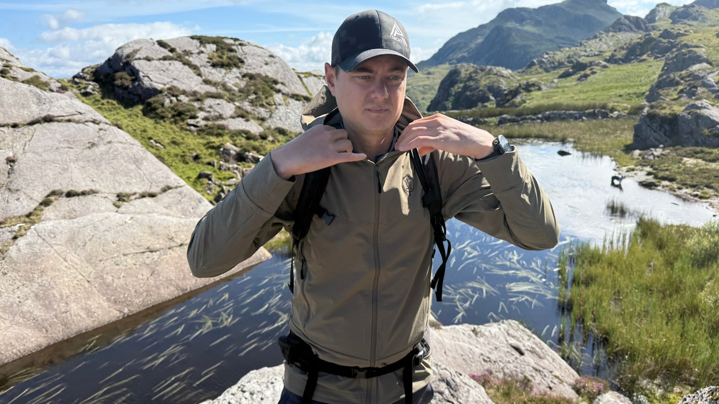 Thrudark Veles softshell jacket