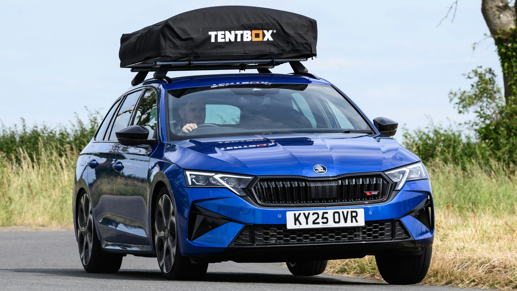 Skoda Octavia with TentBox front