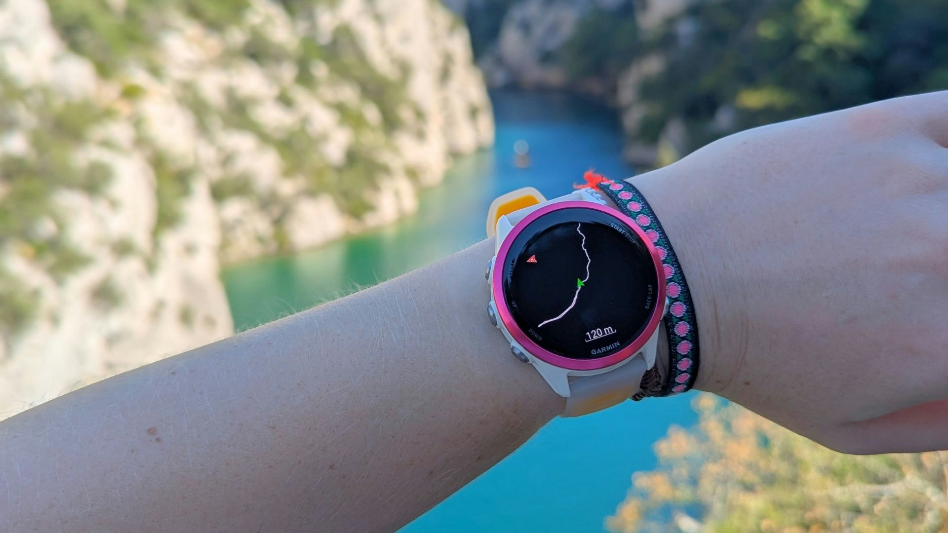 Using navigation on the Garmin Forerunner 570