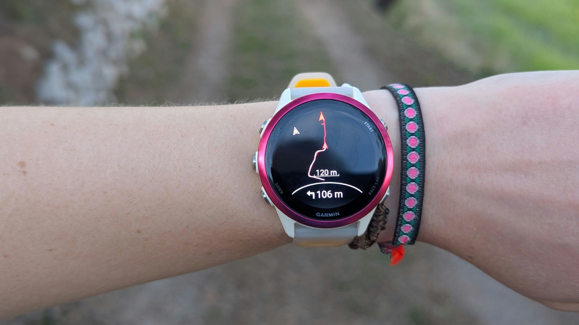 Garmin Forerunner 570 navigation screen