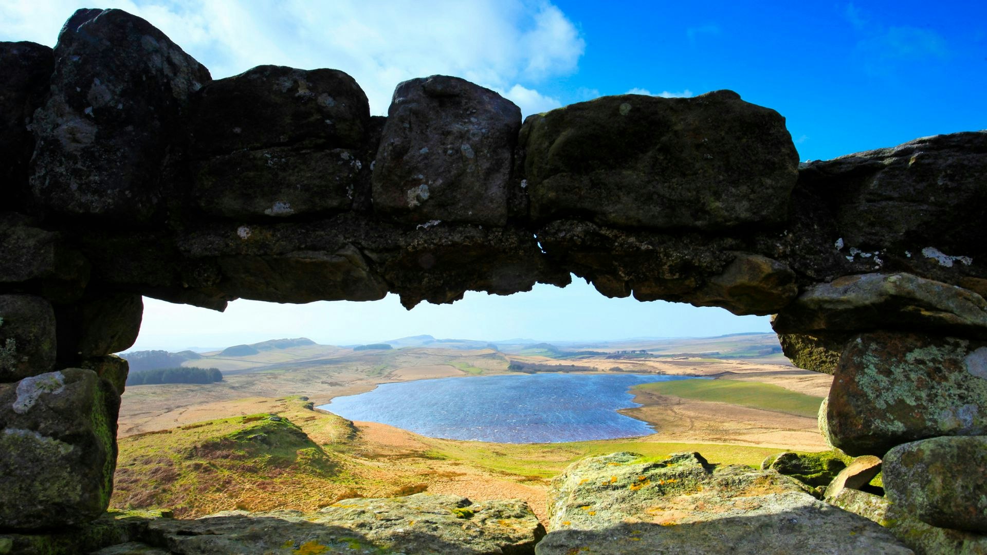 Between Sewingshields Crag and Lough Crag Hadrian