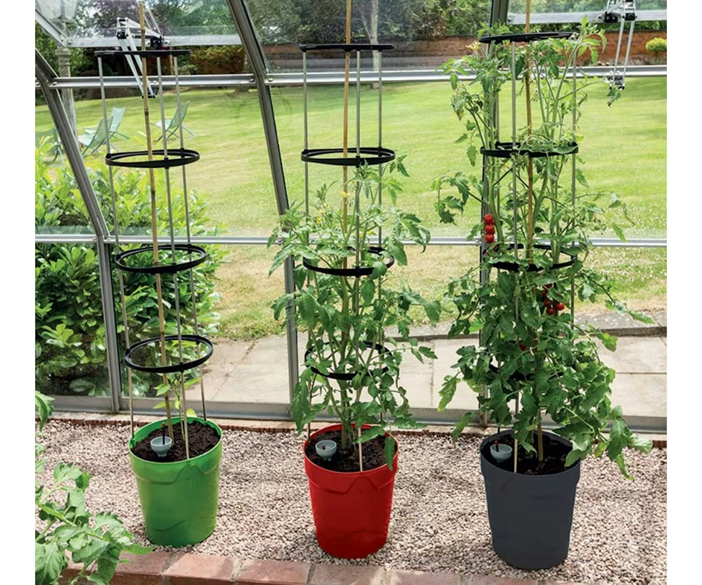 Recycled self watering grow pot tower
