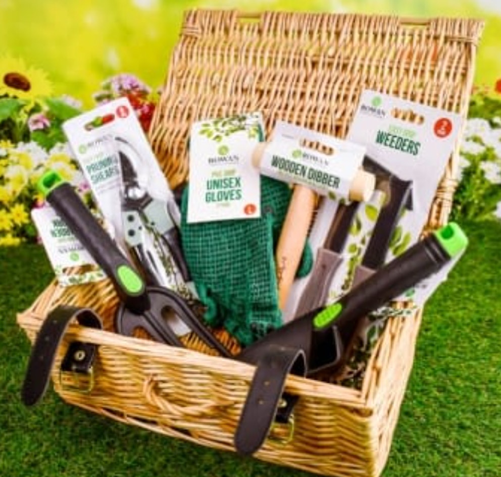 17 of the best gardening gifts for men 2025