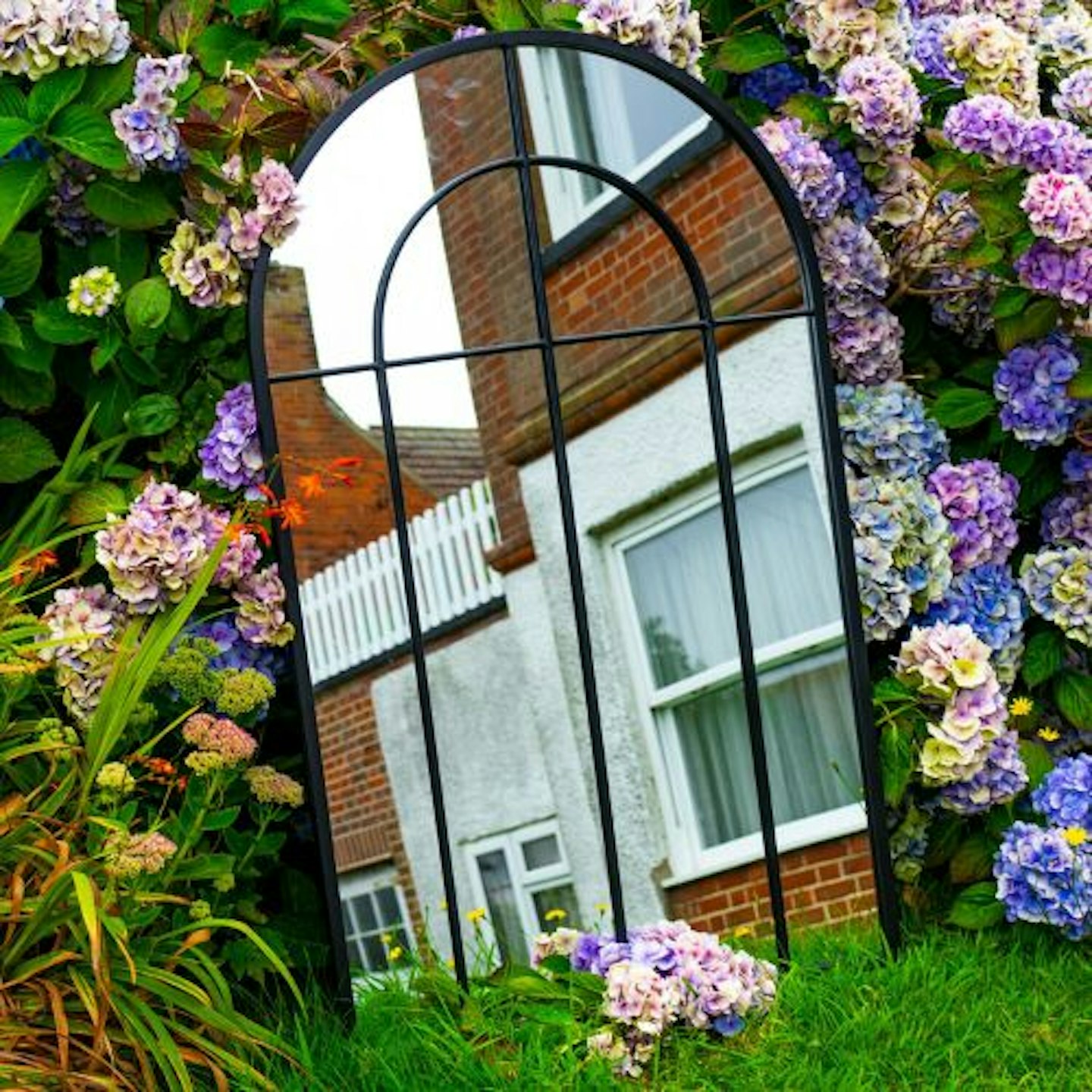 Woodside Oaken XL Decorative Garden Mirror