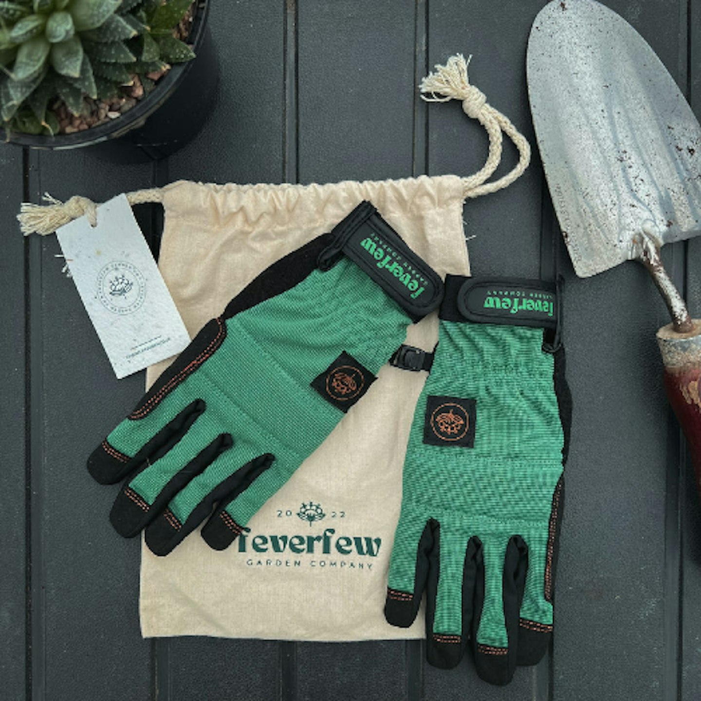 Feverfew Garden gloves