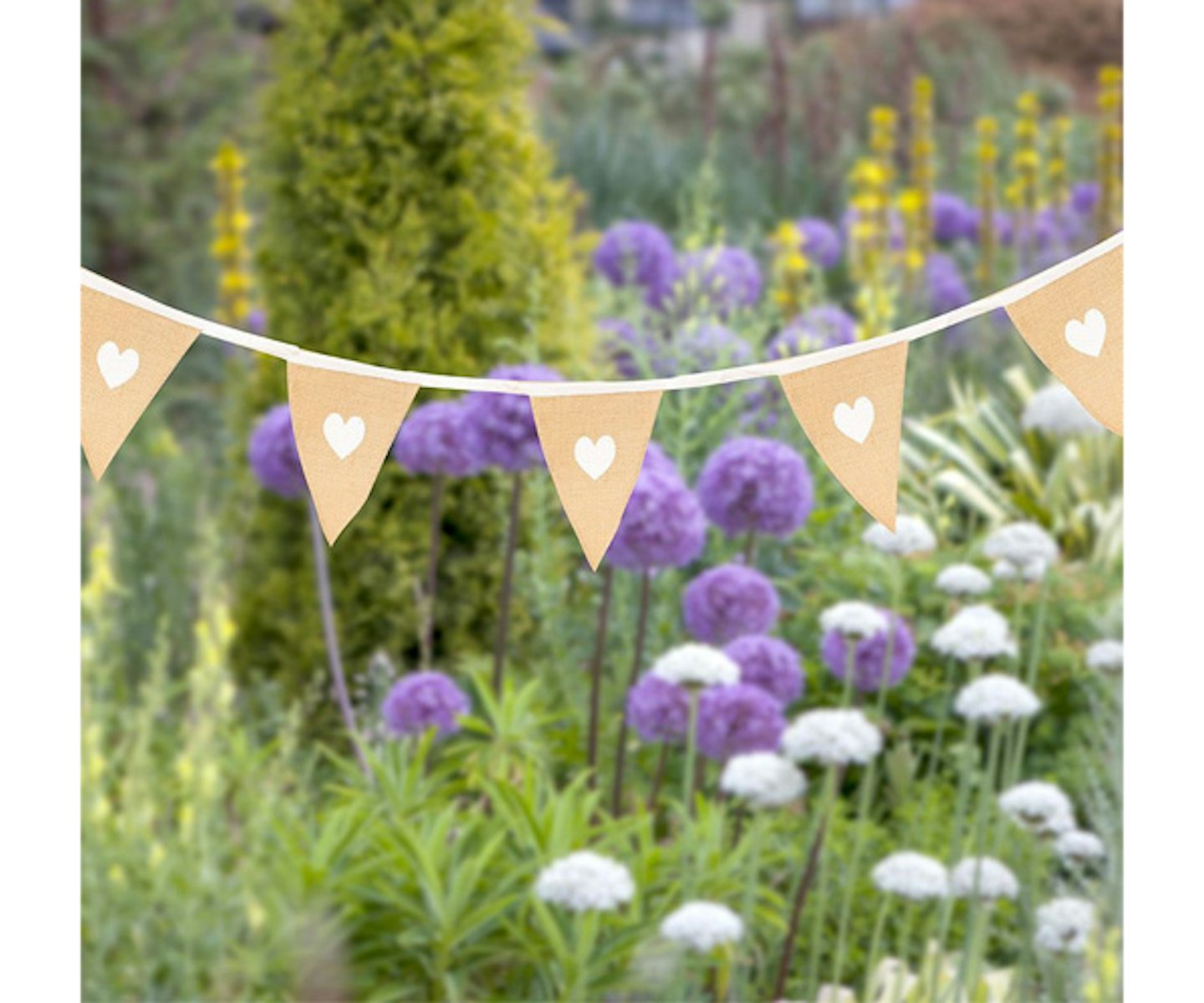 White Heart Jute Bunting