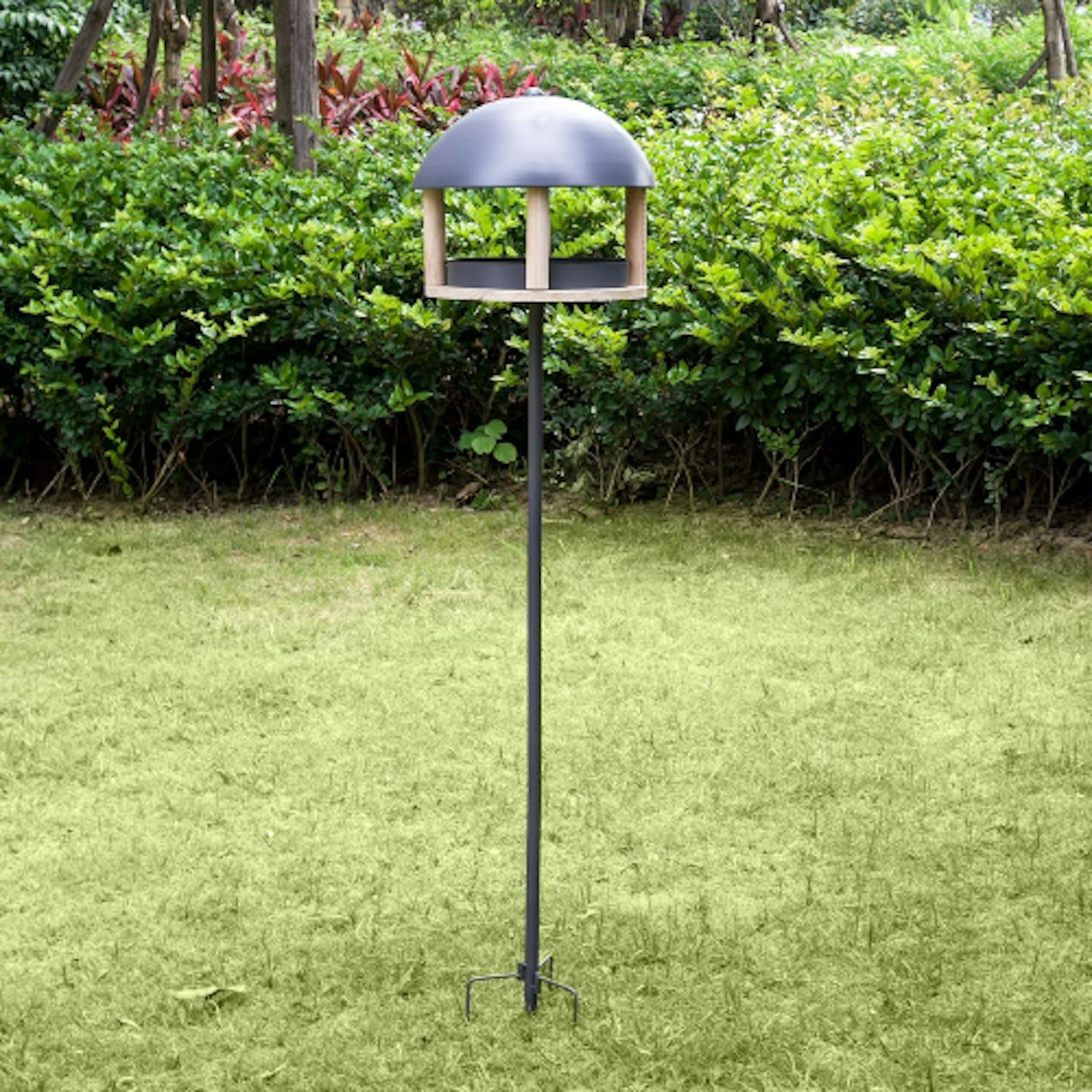 Fineway bird table 