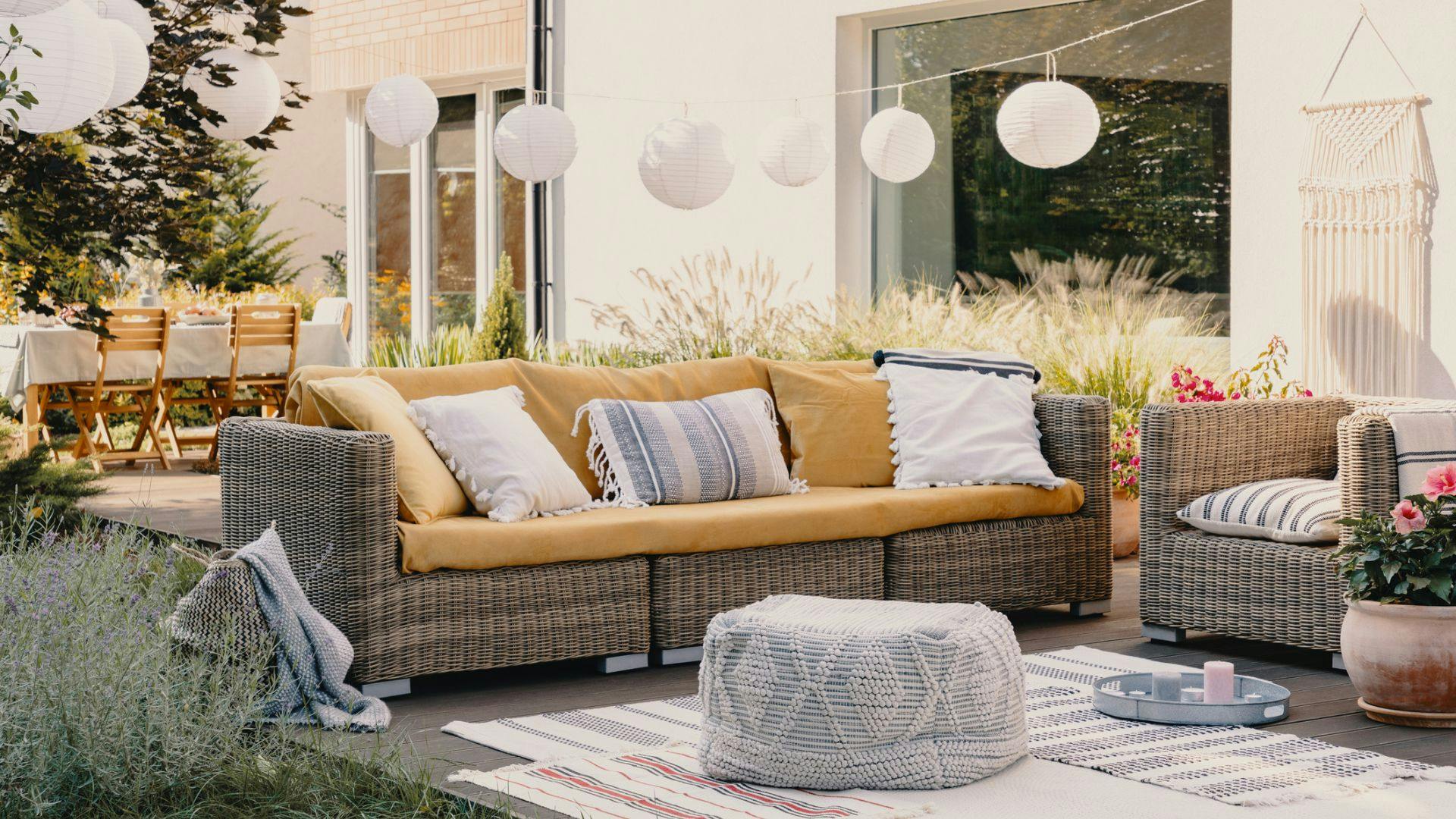 Boho garden décor for a relaxed and eclectic vibe