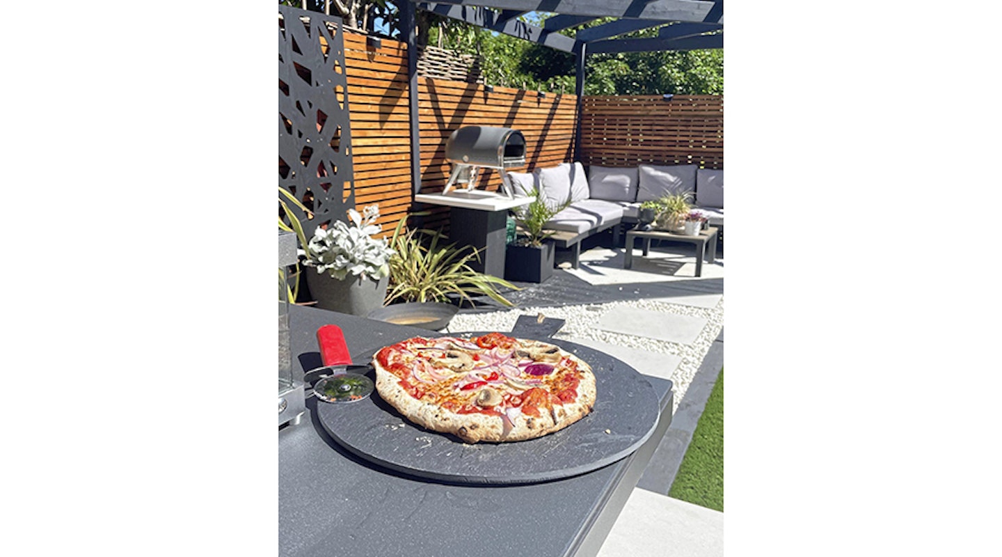 garden pizza oven