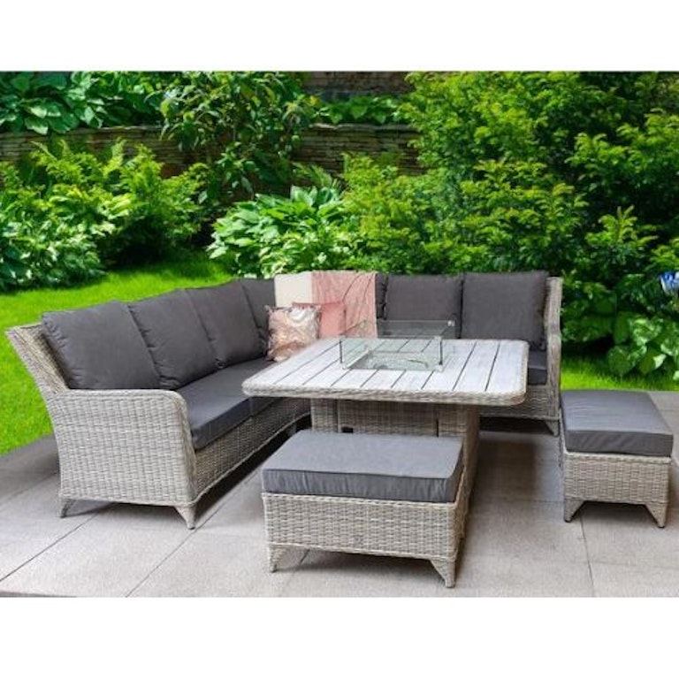 The best garden furniture for lounging and dining outdoors