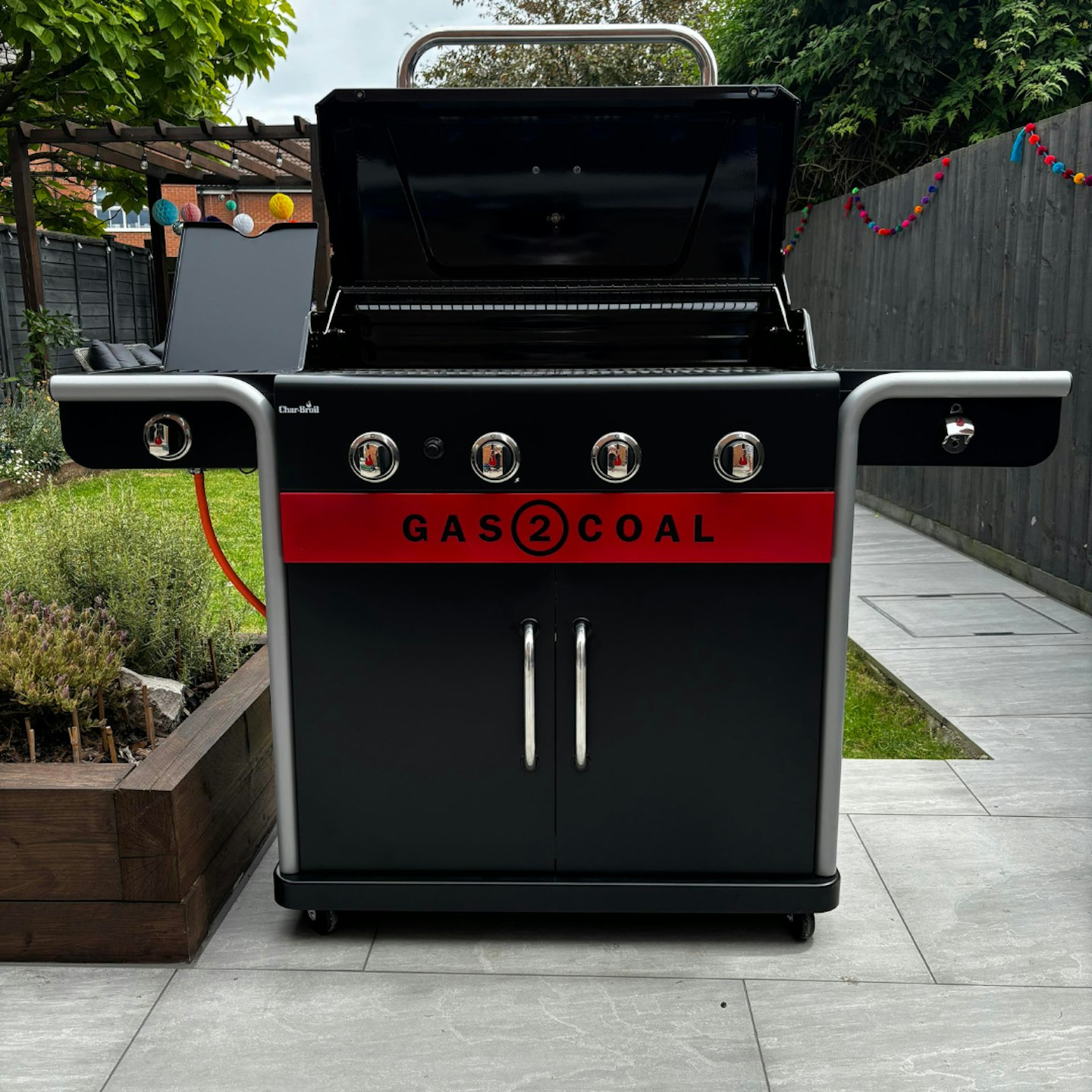 Char-Broil Gas2Coal Hybrid Grill 4 Burner