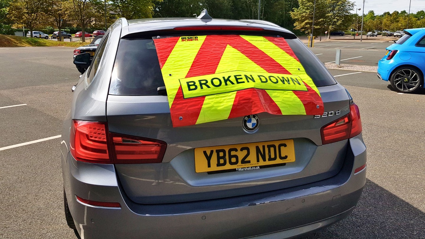 Be Seen Screen safety banner on BMW 520D