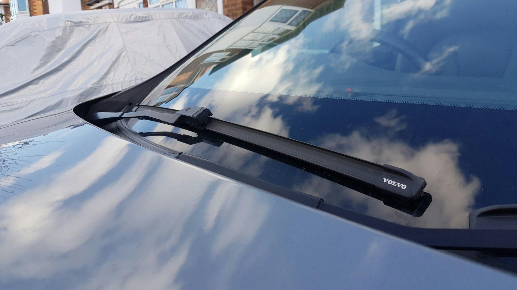 Which windscreen clearance wipers