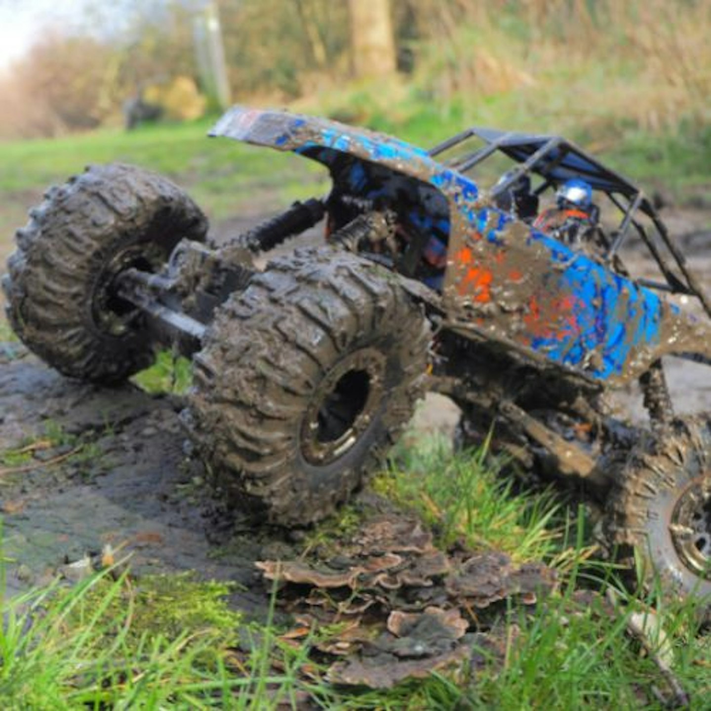 FTX Ravine driving in mud