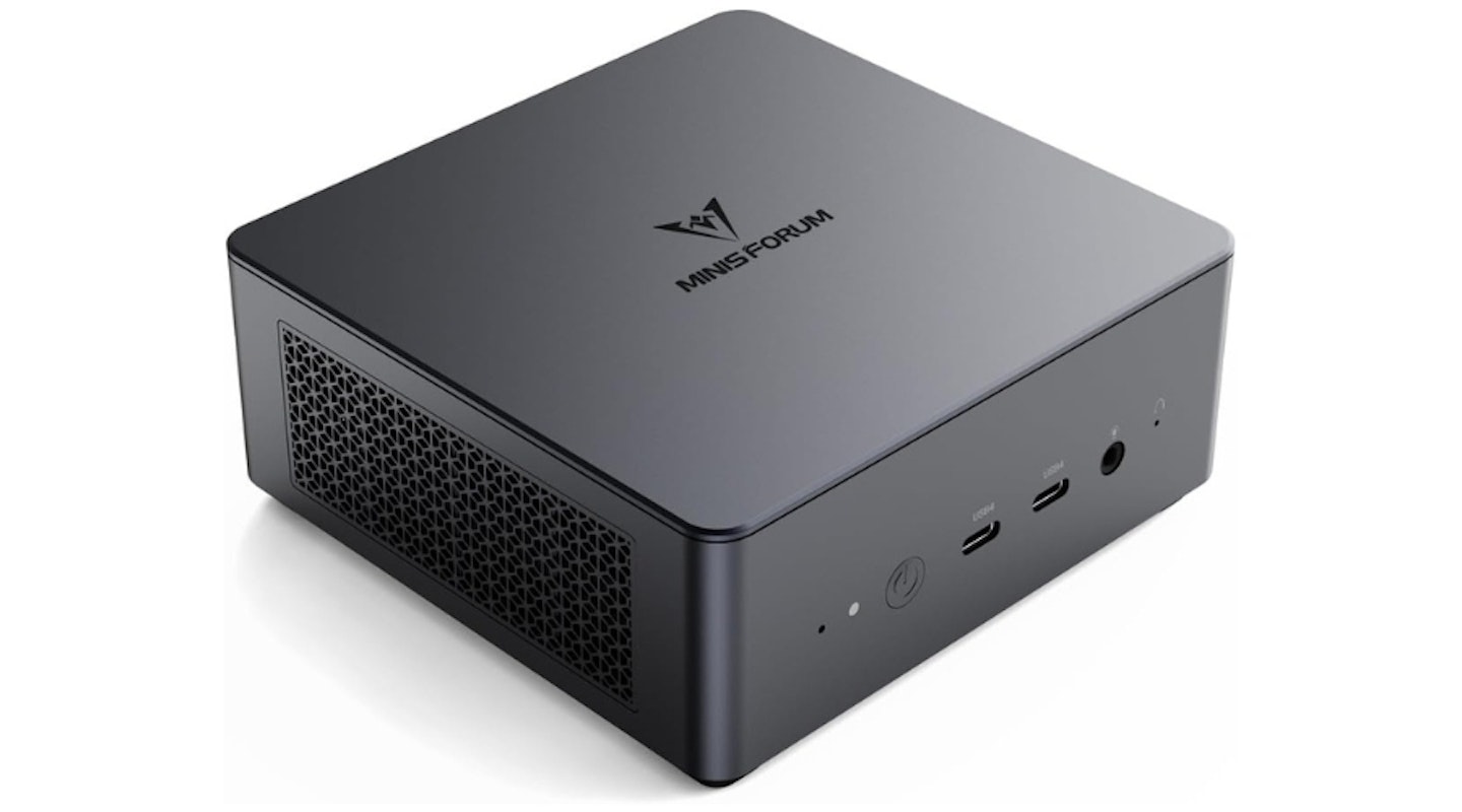 MINISFORUM Venus UM790 Pro Mini PC