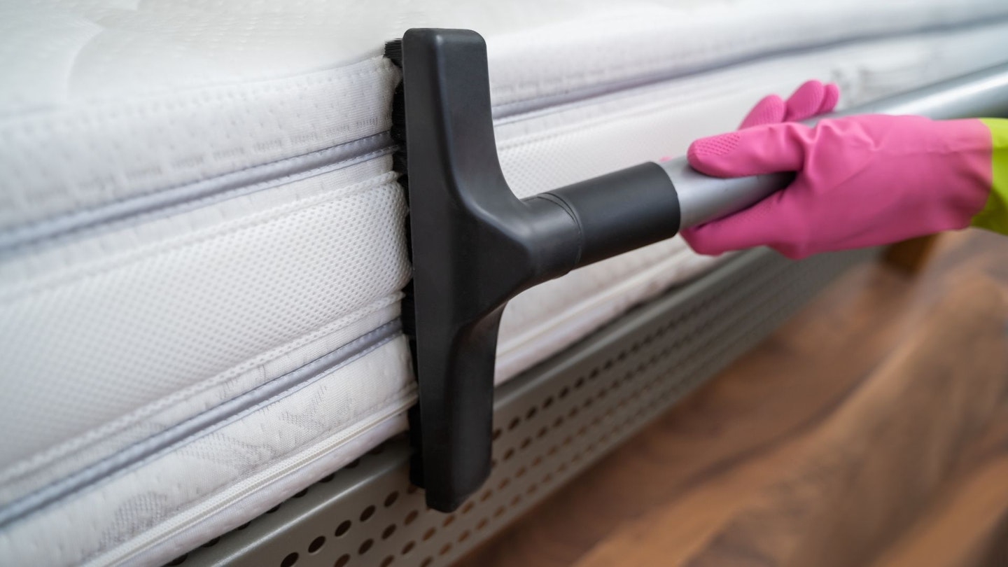 Mattress Cleaning Professional Service Using Vacuum Cleaner