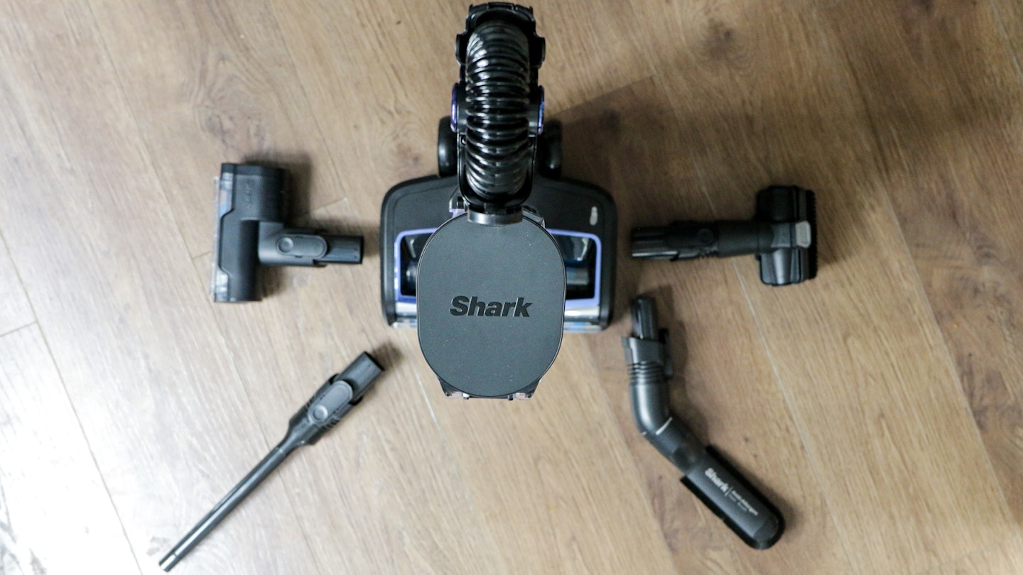 Shark IZ320UKT anti-hair wrap cordless pet vacuum more tools
