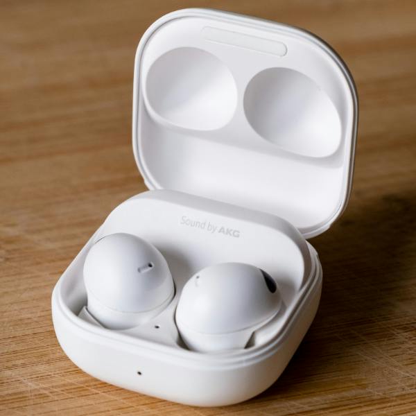 Samsung Galaxy Buds2 Pro earbuds review