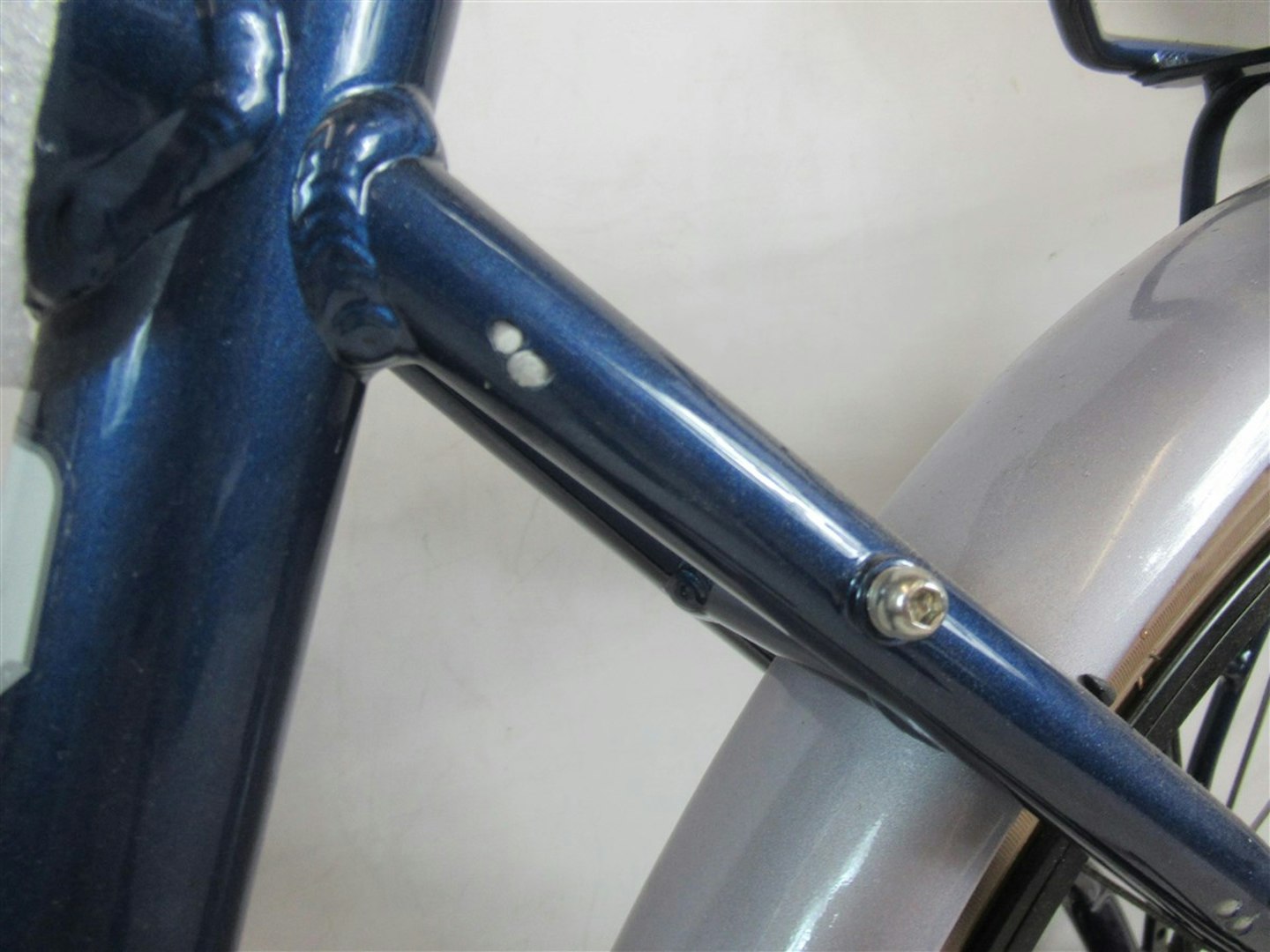 Raleigh Array Crossbar seat stay paint damage