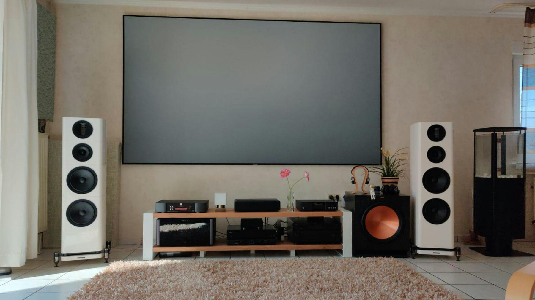 Tv with sale good sound system