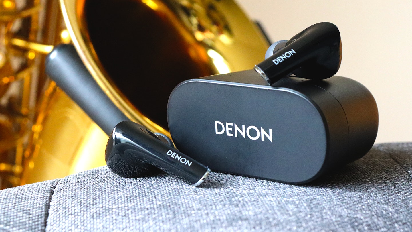 Denon AH-C830NCW Wireless Earbuds and case - review photo