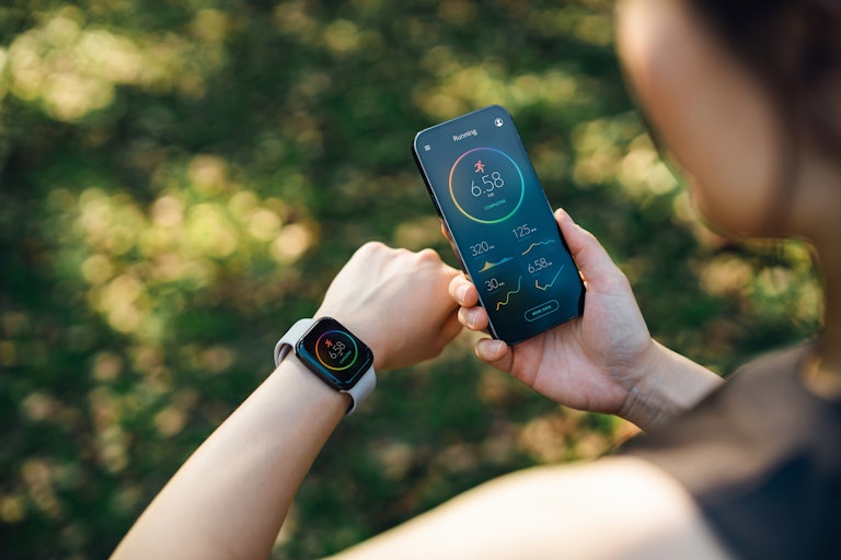 Best Fitness Trackers for iPhones 2024 Track Your Fitness Goals