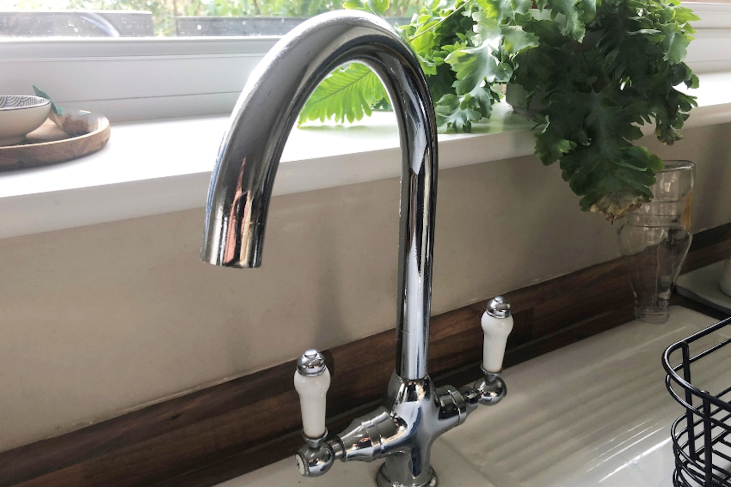 kitchen tap compared with best instant hot water taps