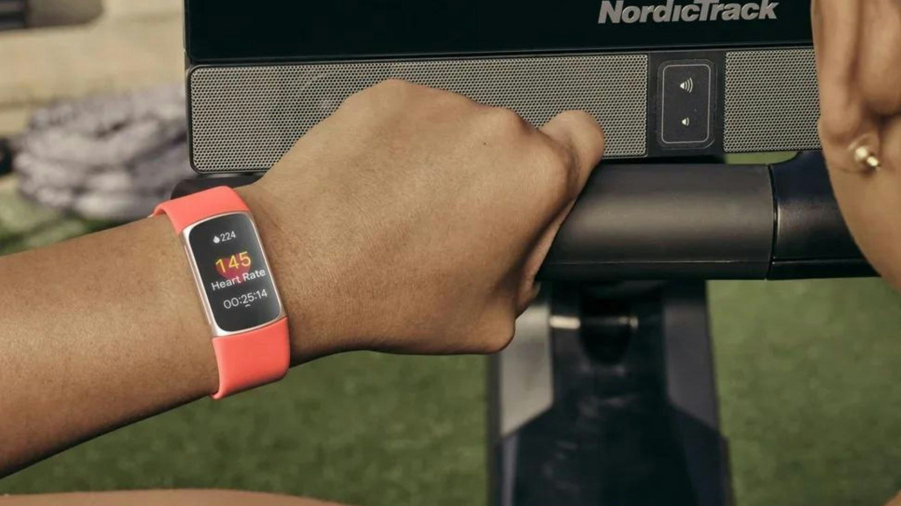 Fitbit Charge 6 heart rate tracking