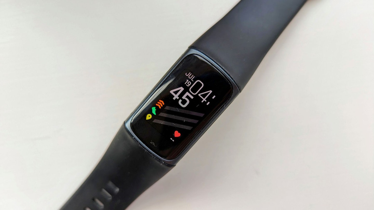 What health and fitness features does a Fitbit offer - Fitbit charge 5 on a white background