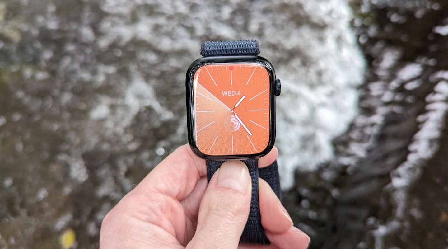 Apple Watch Series 9 orange screen